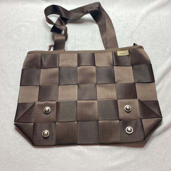 Comely Brown Purse - Picture 3 of 4